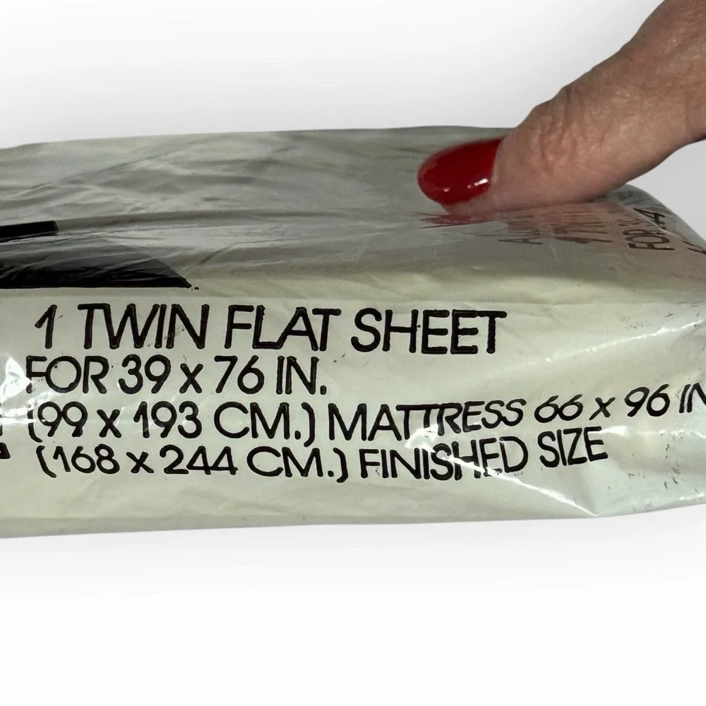 NOS Vtg Performance By Springs‎ Twilite Flat Twin Sheet Sunny Yellow Magnolia